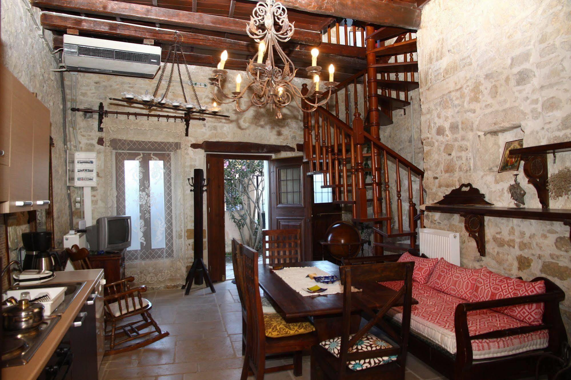 Traditional Cretan Houses,Айос-Мирон Экстерьер фото